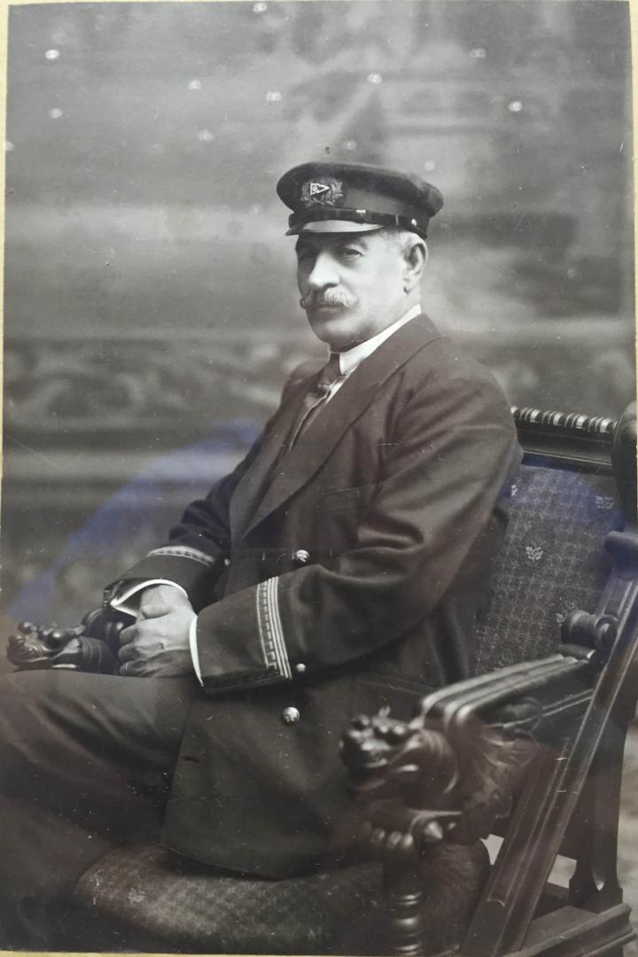 Capitán Andrés Lanuza y Orts. 1900.